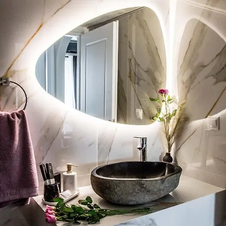 Escape Luxury Anabolu