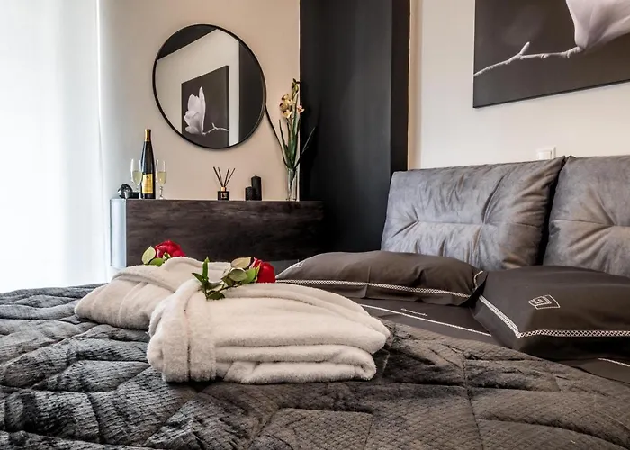 Escape Luxury Апартаменты