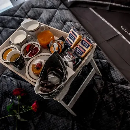 Escape Luxury *